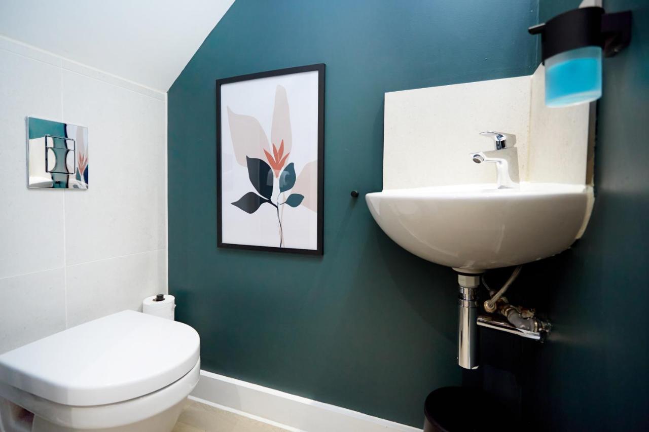 Luxury New Built Split-Level Flat With Rooftop Gardens Access แมนเชสเตอร์ ภายนอก รูปภาพ